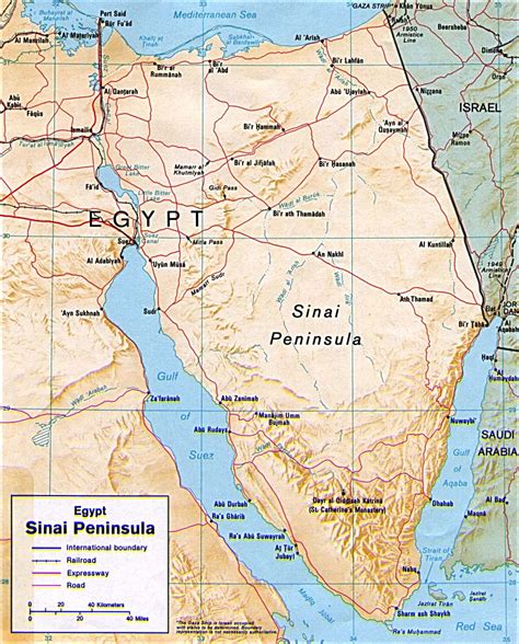 where is sinai peninsula on a map